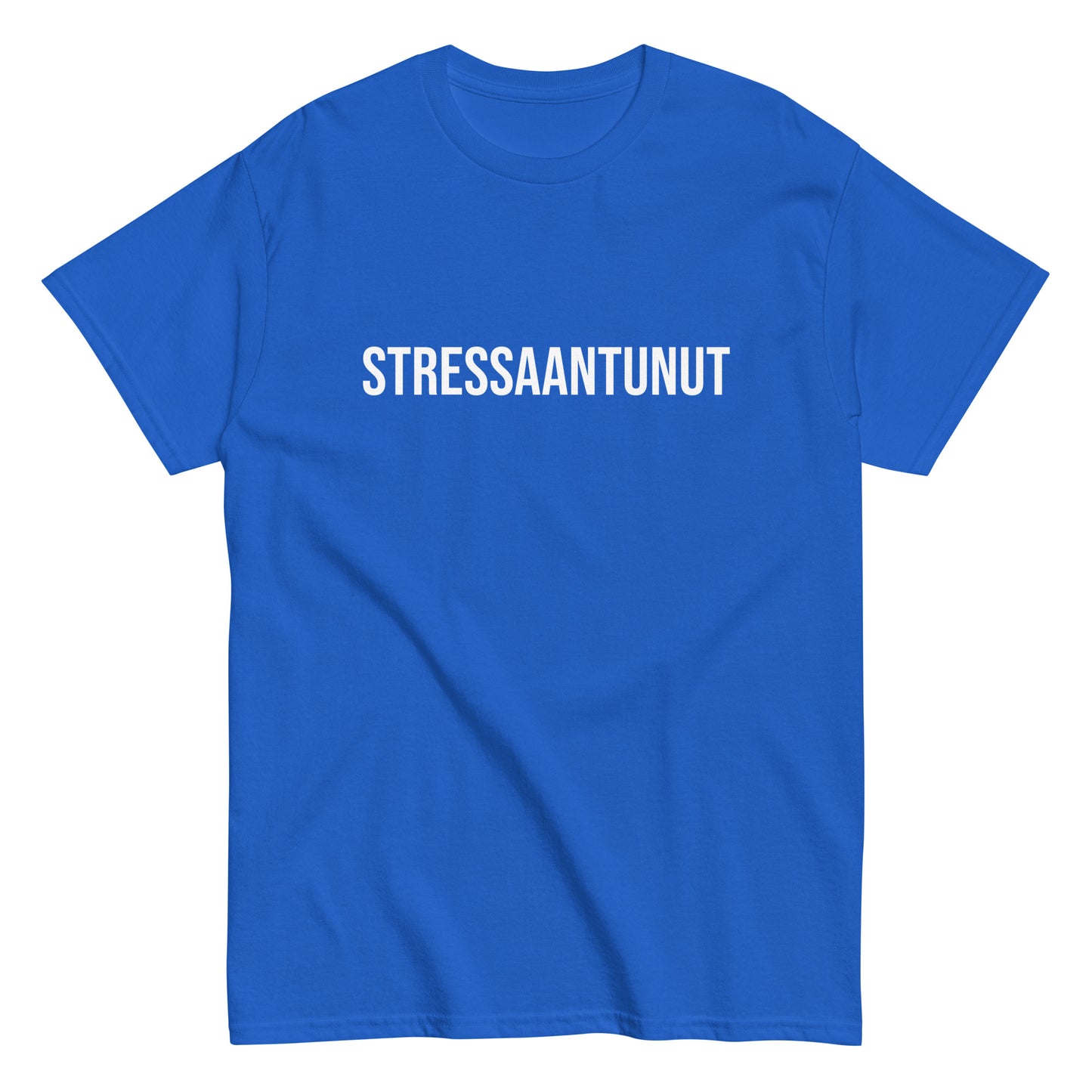 Tässä hauskat payattien joukossa erottuvan Meemirottan "Stressantunut T-Paita" rinnassa on sana "STRESSAANTUNUT" silmiinpistävän valkoisin kirjaimin. Se on ihanteellinen niille, jotka arvostavat meemivaatteita, joissa huumori ja tyyli yhdistyvät saumattomasti.