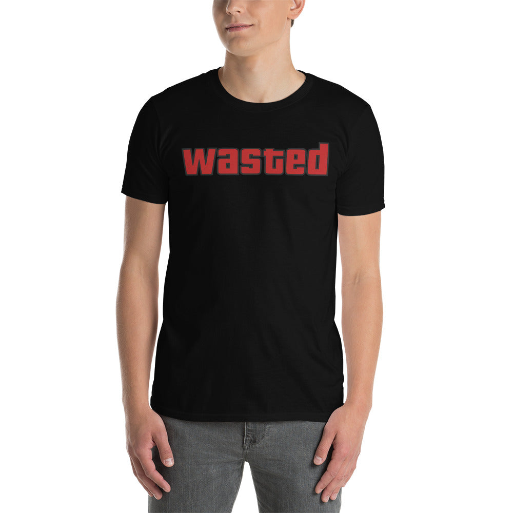 Esittelyssä Meemirottan Wasted T-Paita, must-have T-paita, jonka rinnassa on rohkeasti punaisella painettu sana "wasted", joka on ihanteellinen hauskat payat- ja meemivaatteiden ystäville.