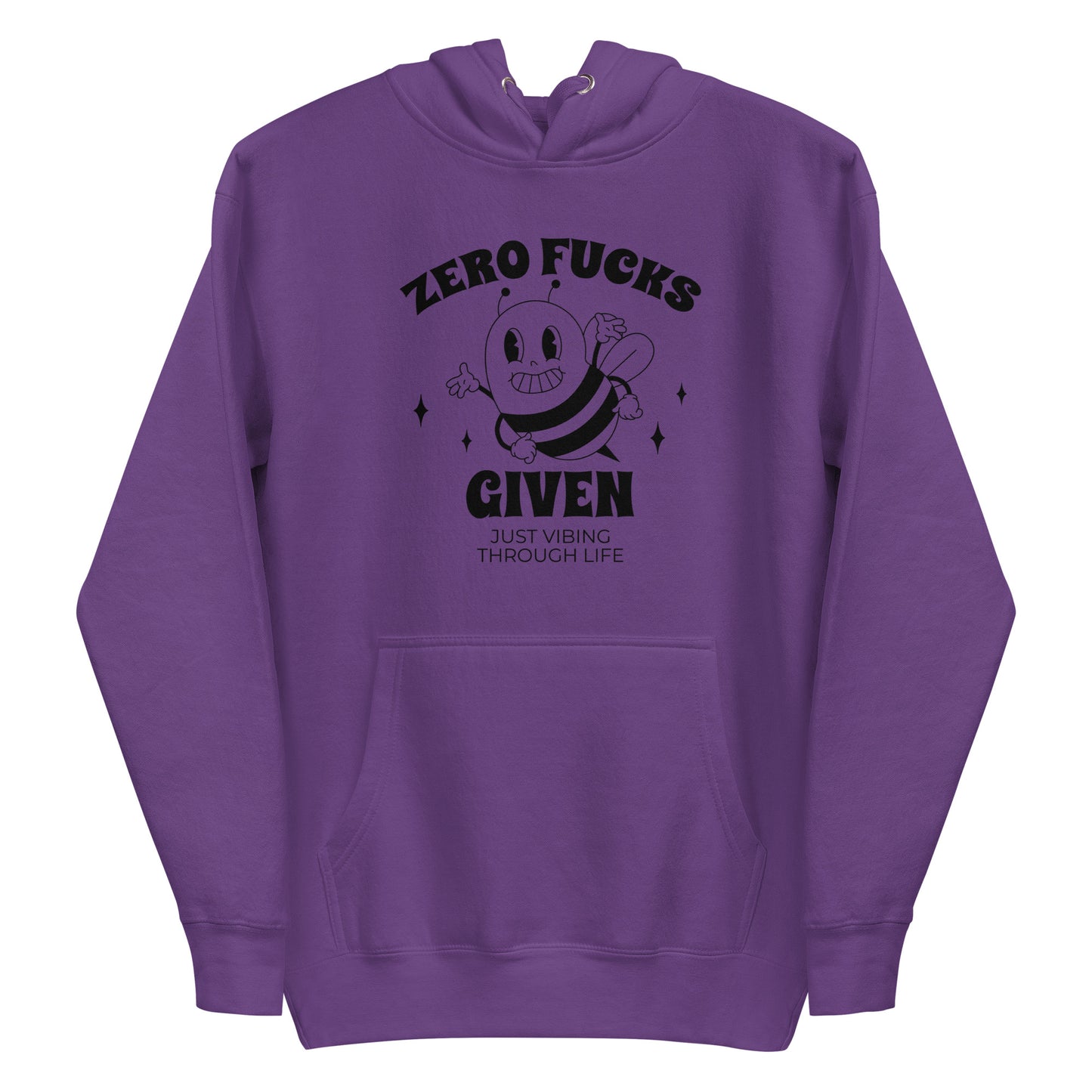 Hauska huppari violetissa värissä, jossa on musta graafinen printti tekstillä 'ZERO F*CKS GIVEN'.