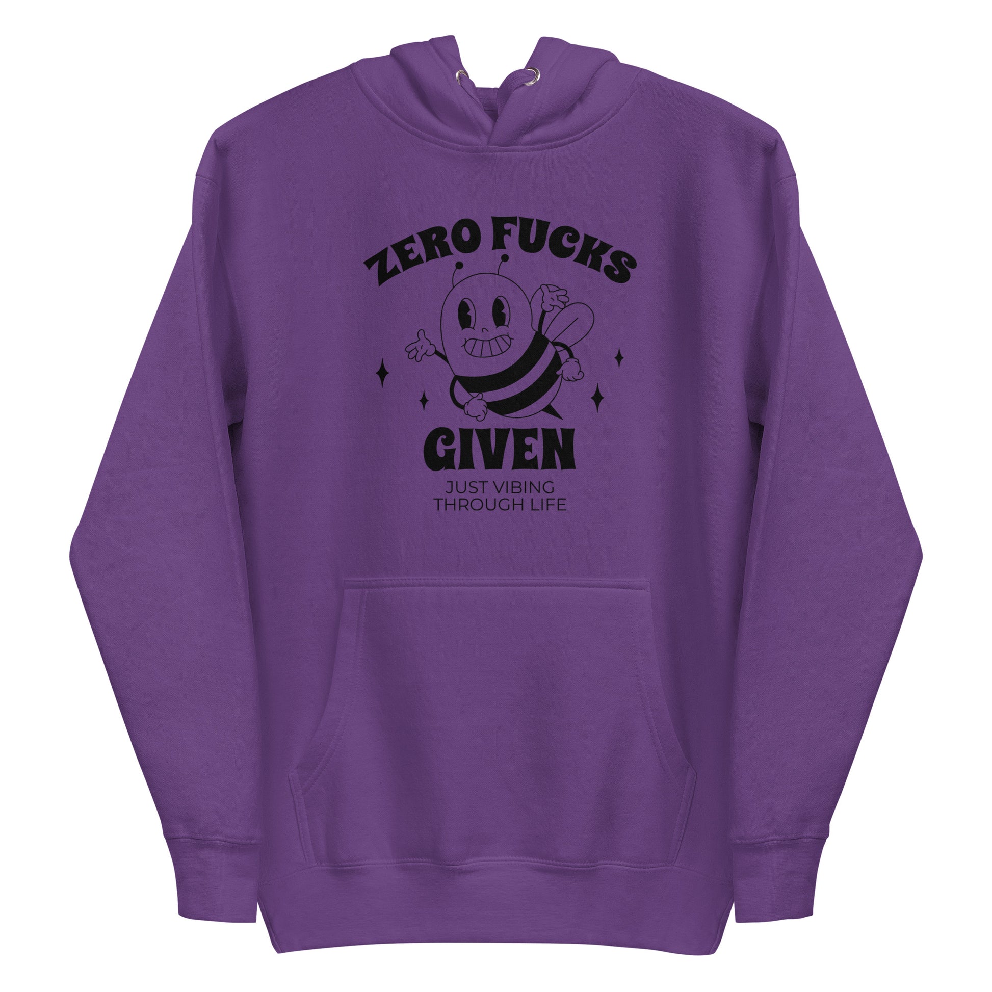Hauska huppari violetissa värissä, jossa on musta graafinen printti tekstillä 'ZERO F*CKS GIVEN'.