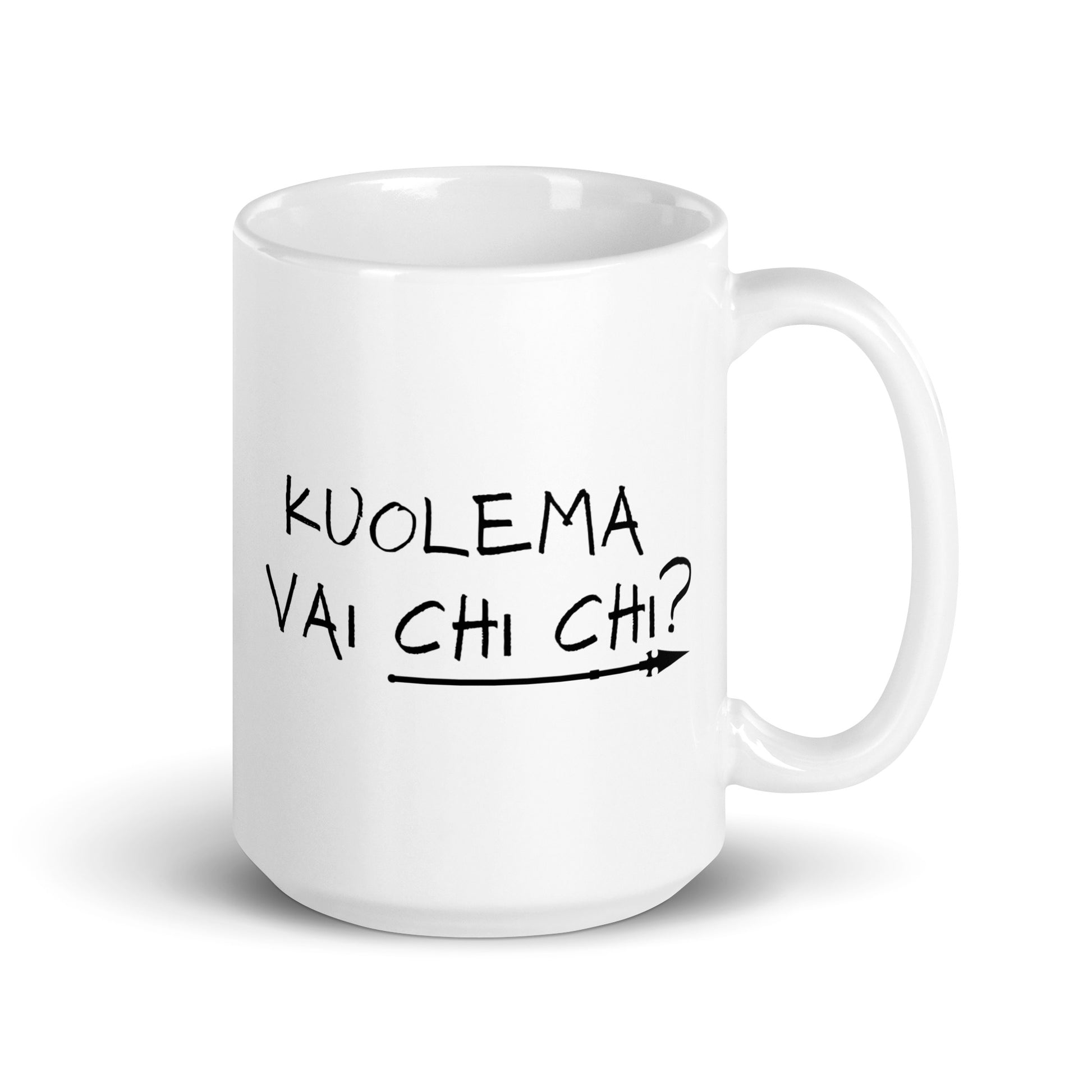 Hauska kahvikuppi valkoisessa väreissä, jossa on humoristinen teksti Kuolema vai Chi Chi?