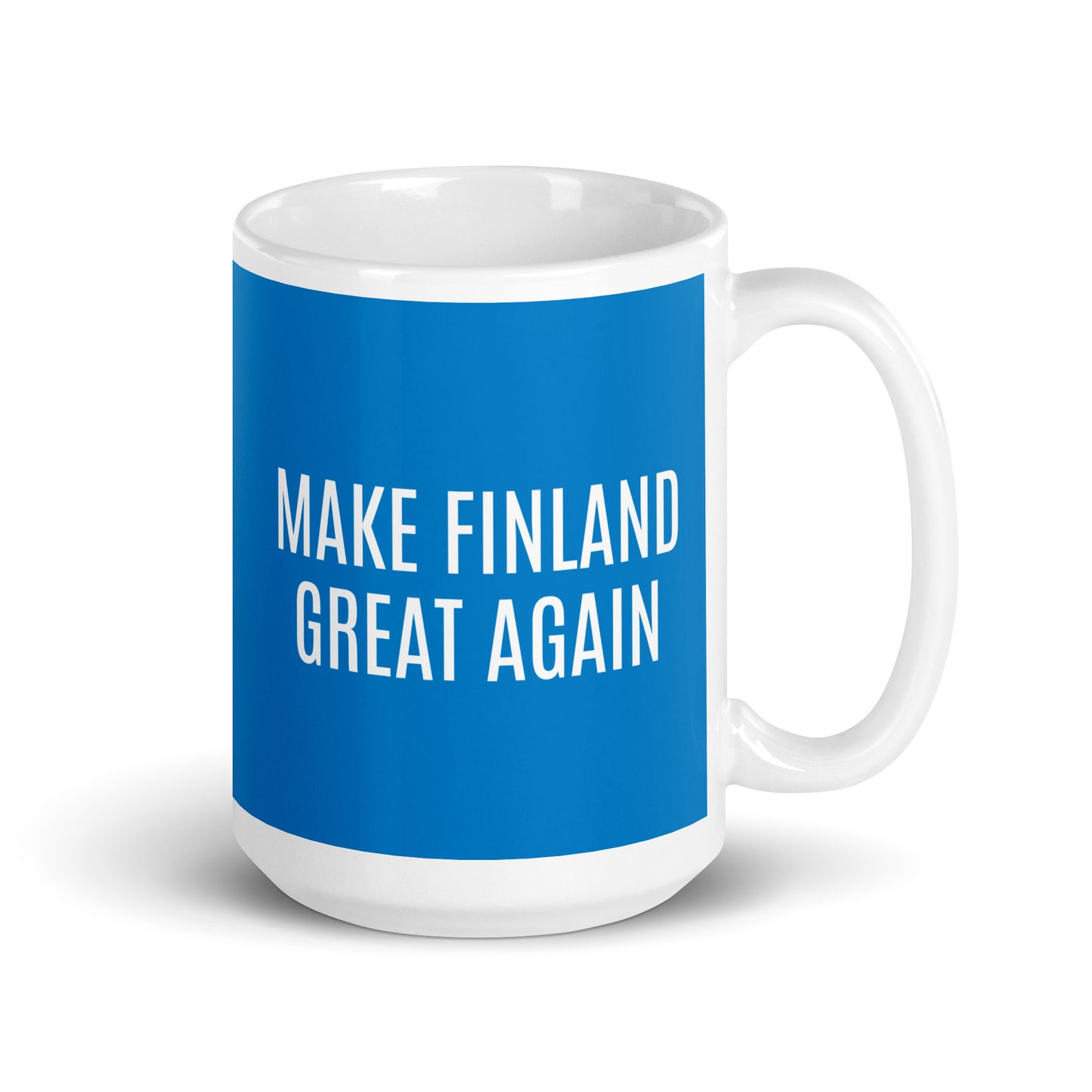 Hauska kahvikuppi, jossa teksti Make Finland Great Again sinisellä taustalla