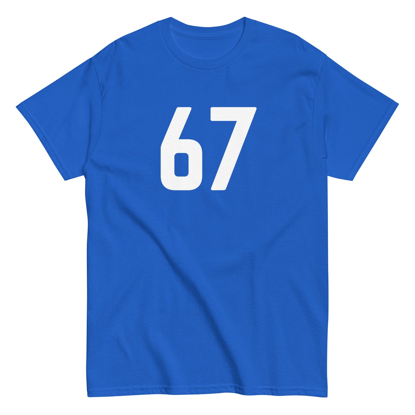 Sininen hauska paita, jossa valkoinen numero 67 edessä, mukava ja tyylikäs valinta.