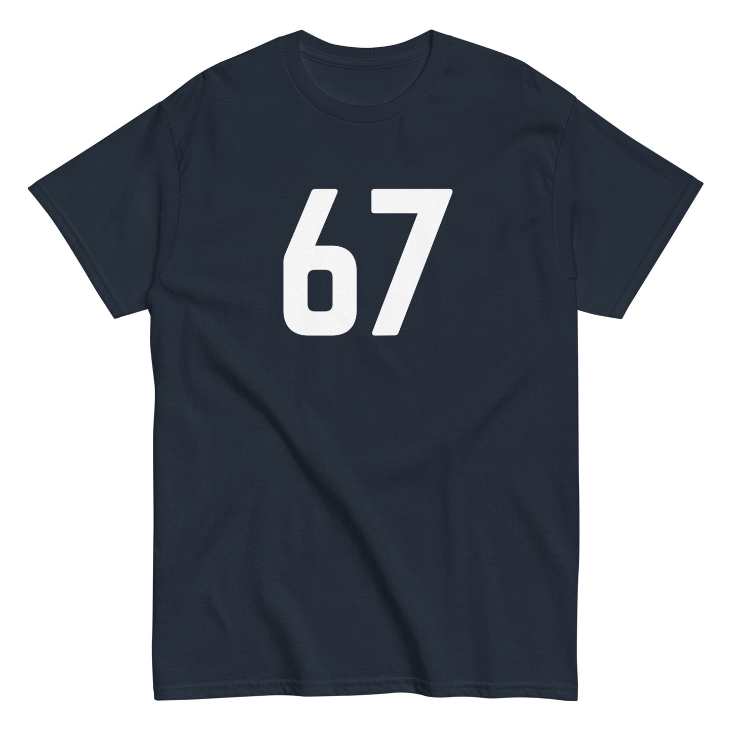 Meemirotta hauska paita tummansinisellä taustalla suurilla valkoisilla numeroilla 67