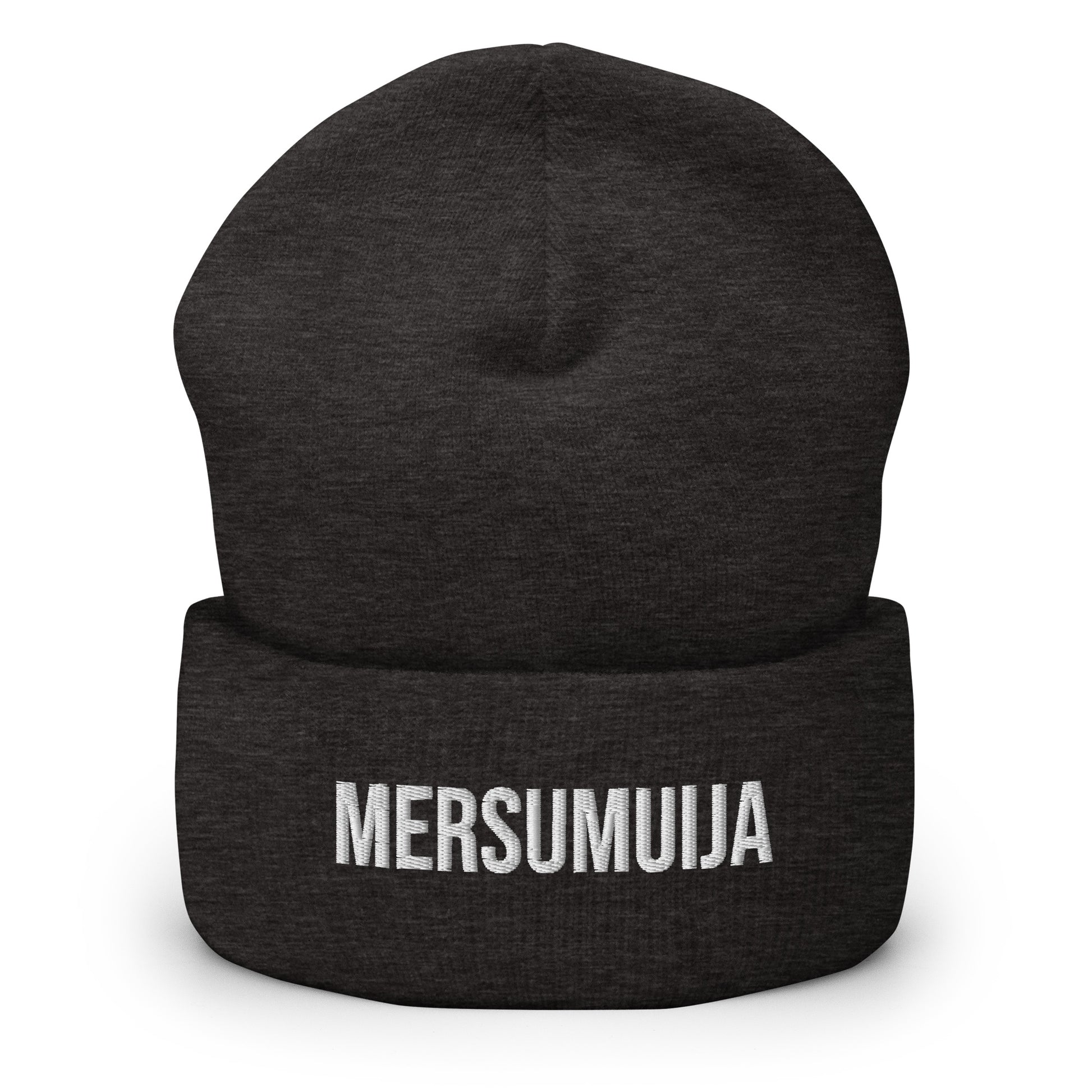 Meemirotta musta pipo, jossa on brodeerattu teksti MERSUMUIJA, hauska pipo käytettäväksi talvella