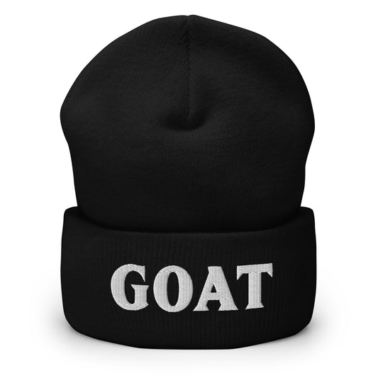 Musta pipo lahjaksi, jossa valkoinen GOAT-teksti, täydellinen talvimuotiin.