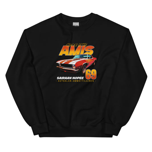 Mustassa pitkähihanaisessa paidassa autoaiheinen design ja teksti Amis Sairaan Nope 69