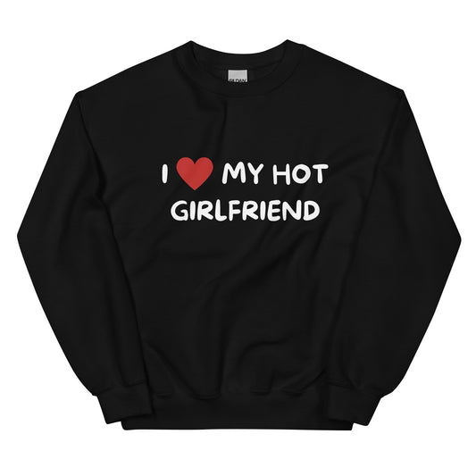 Mustat pitkähihaiset paidat, joissa teksti I love my hot girlfriend, mukavalle ja muodikkaalle ilmeelle