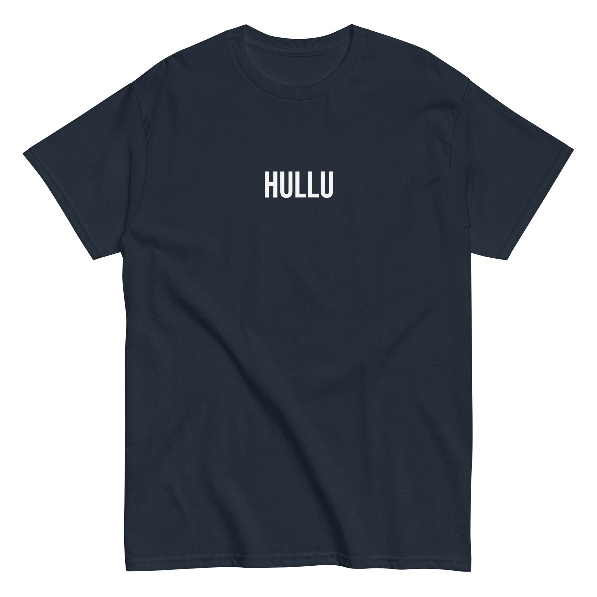 Meemirotta musta tekstipaita, jossa on valkoinen HULLU-teksti edessä