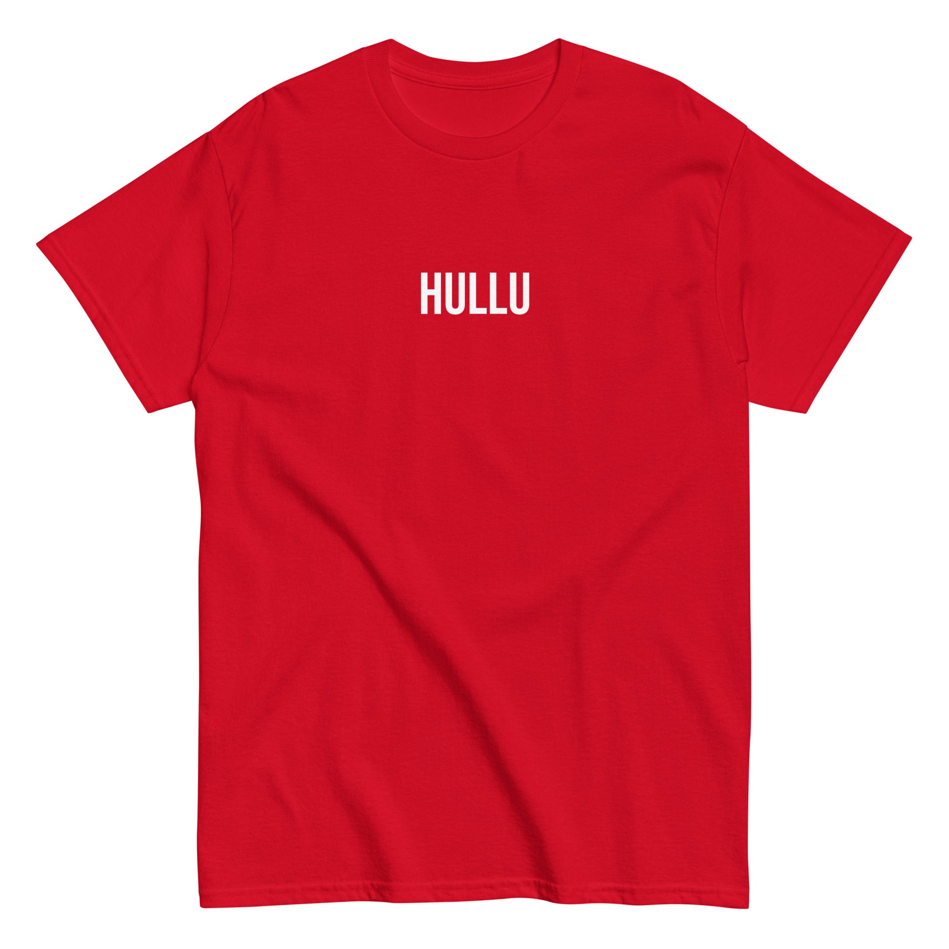 Punainen tekstipaita, jossa on valkoinen HULLU-printti edessä.
