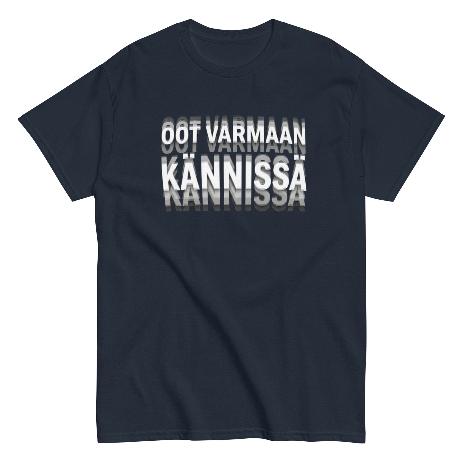 Tummansininen tekstipaita, jossa on hauska slogan 'Oot varmaan kannissa'